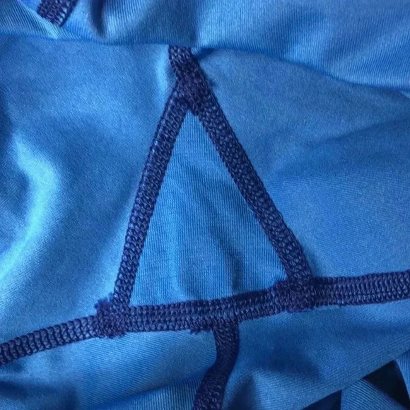 Lululemon Run Inspire Crop II (Mesh) Mini Ziggy Snake - Picture 8 of 9